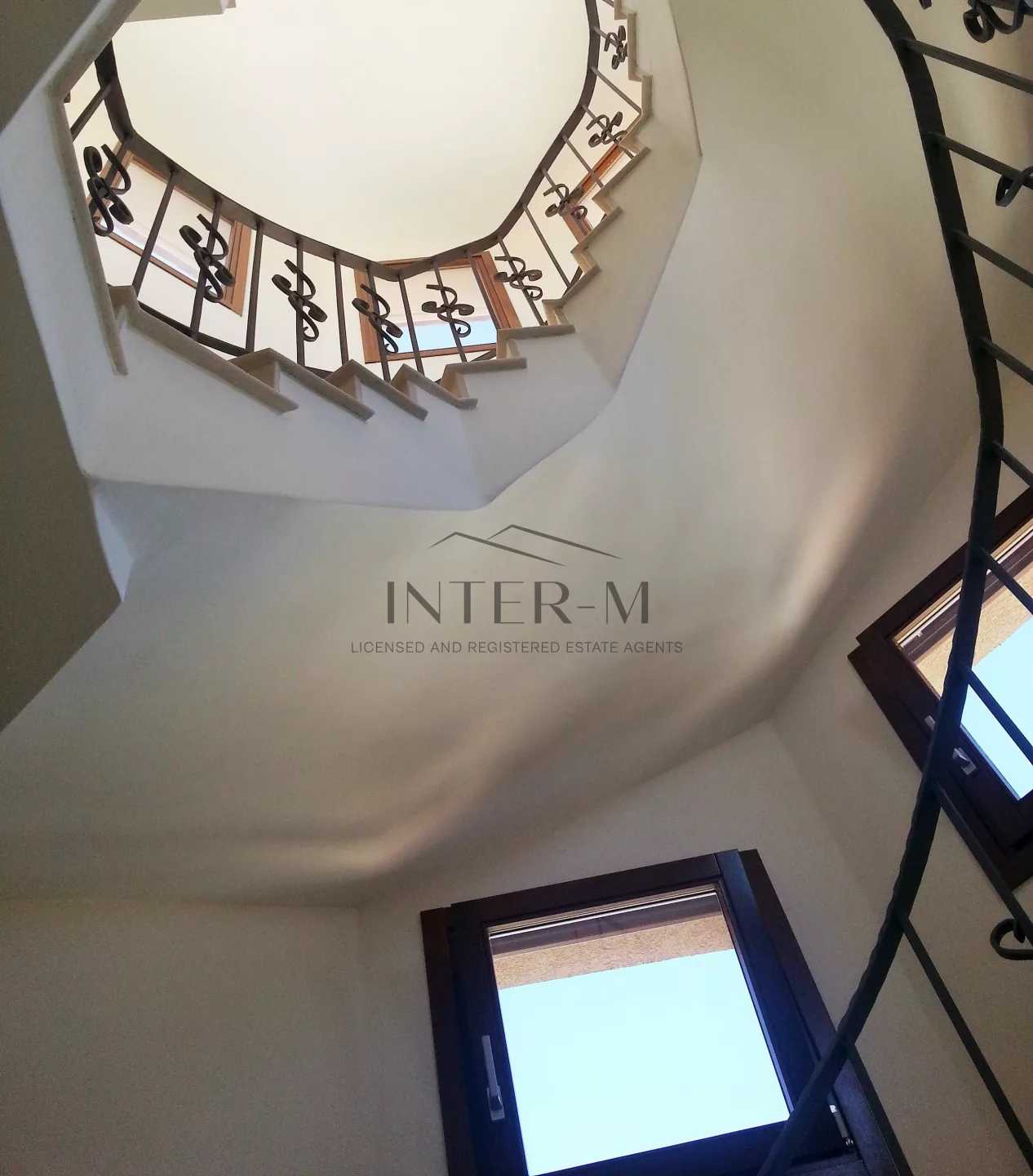 Luxurious House For Sale In Agia Fyla, Limassol (5 Bedroom) photo 12