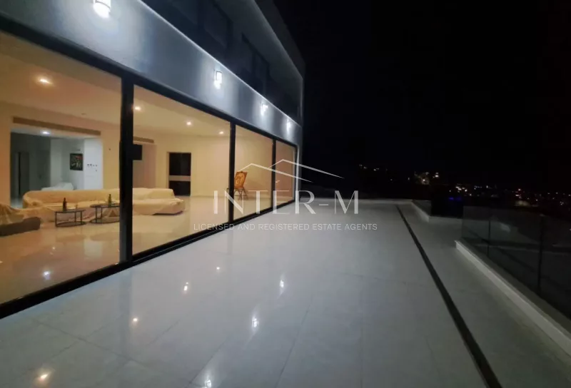 Luxury 8-Bedroom Villa For Rent – Agios Tychonas, Limassol,Cyprus (8 Bedroom) φωτογραφία 4