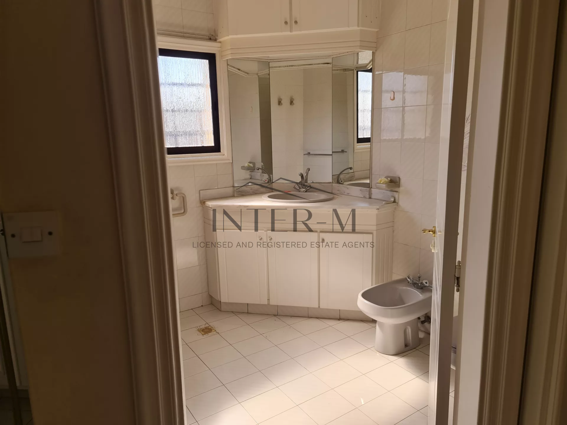 Villa In Agios Athanasios For Rent  (4 Bedroom) φωτογραφία 13