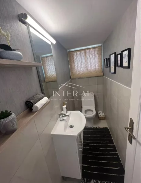 Stunning 3-Bedroom Apartment For Rent In The Heart Of The City φωτογραφία 3
