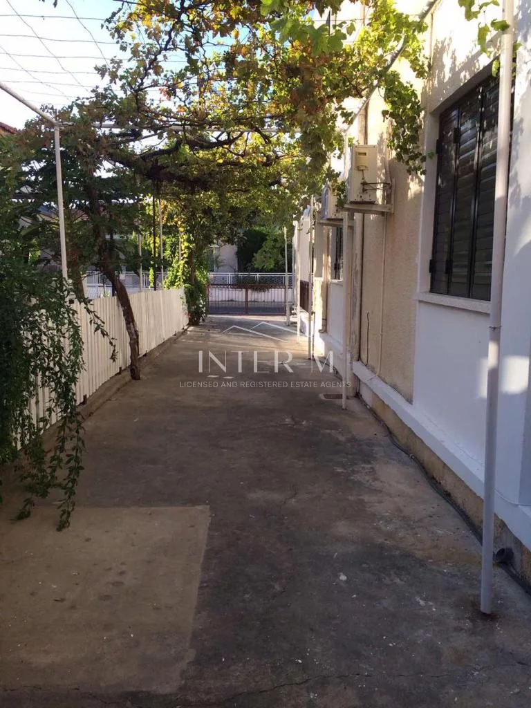 Beatiful Semi- Detached House For Rent In Katholiki, Limassol  (3 Bedroom) φωτογραφία 24