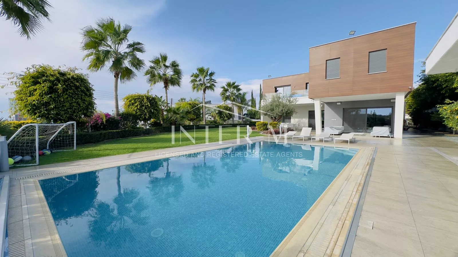 Luxury Villa For Sale In Ayios Tychonas Limassol Cyprus (6 Bedroom) photo 15