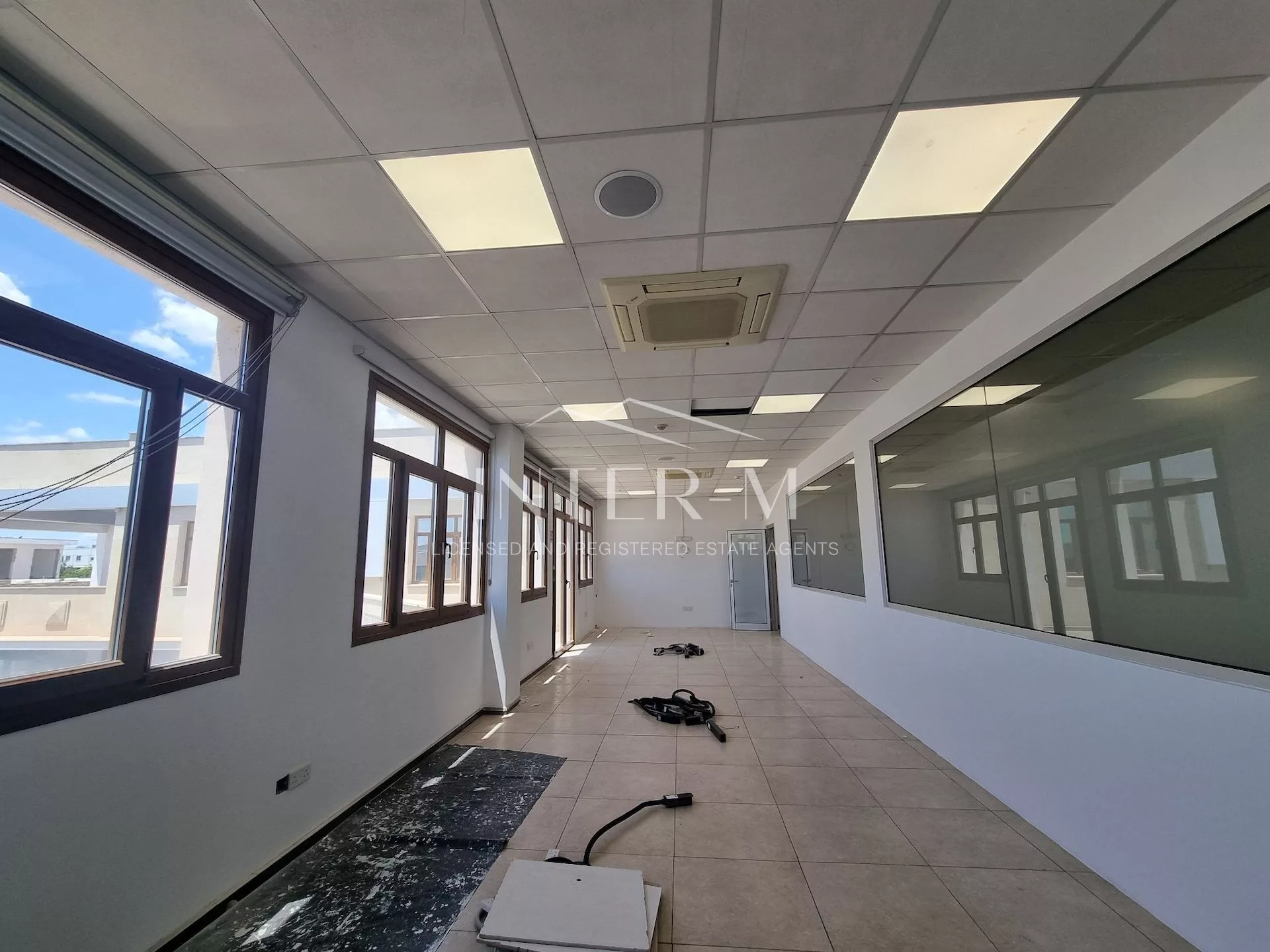 Office For Rent  In Cyprus, Limassol Kolonakiou Street (517 Sq.m) φωτογραφία 18