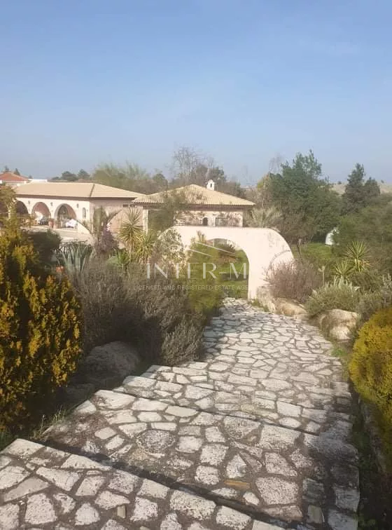 Spacious And Striking Villa For Sale In Mosfiloti, Larnaca (4 Bedroom) φωτογραφία 24