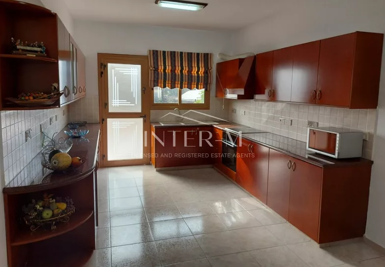 House For Rent In Kato Polemidia Limassol (3 Bedroom) photo 11