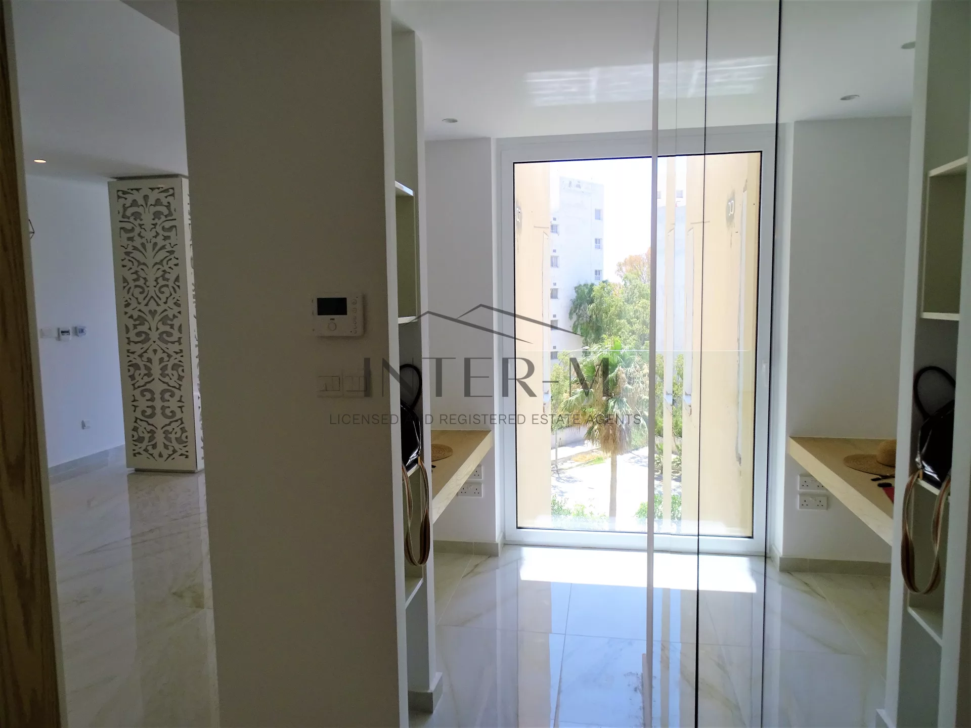 Luxury 3 Bedroom Whole Floor Apartments For Sale In Germasogeia  (3 Bedroom) φωτογραφία 11