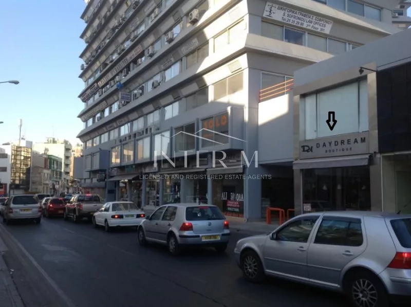 Shop In Katholiki Area photo 2