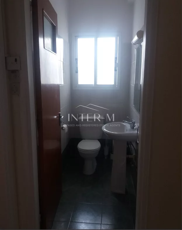 Beautiful Semi-Detached To Rent In,Apostolon Petrou & Pavlou, Limassol (3 Bedroom) photo 4