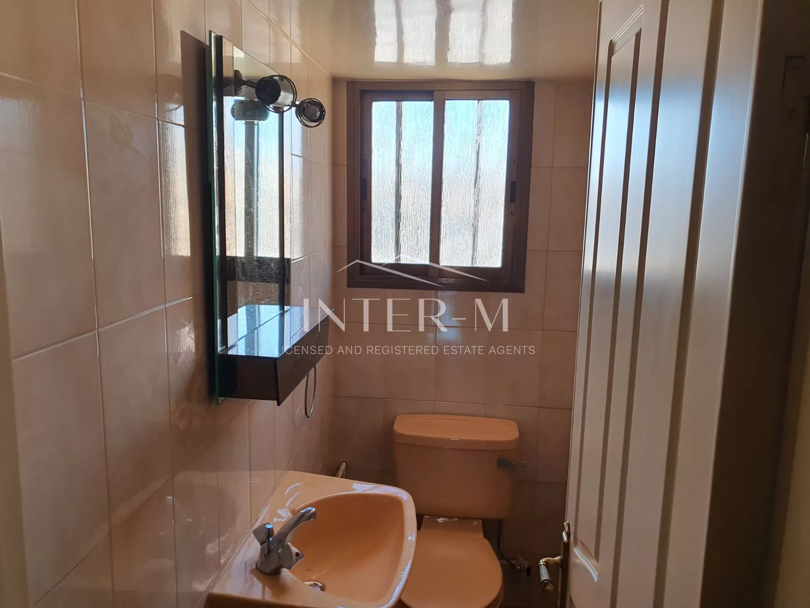 Semi-Detached House For Sale In Ayios Spyridonas, Limassol (3 Bedroom) φωτογραφία 7