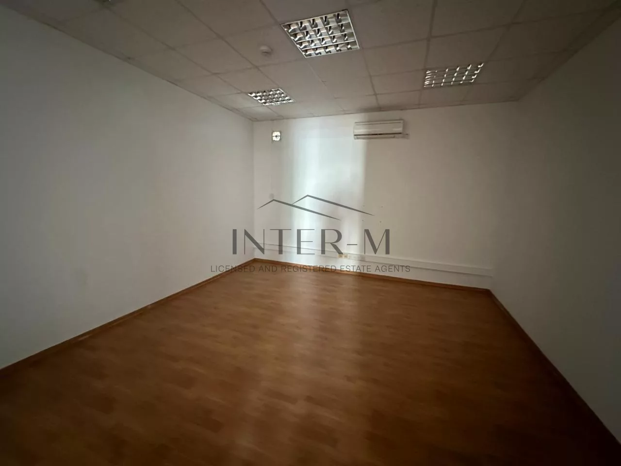Commercial Building For Rent In Agios Athanasios , Limassol , Cyprus φωτογραφία 25