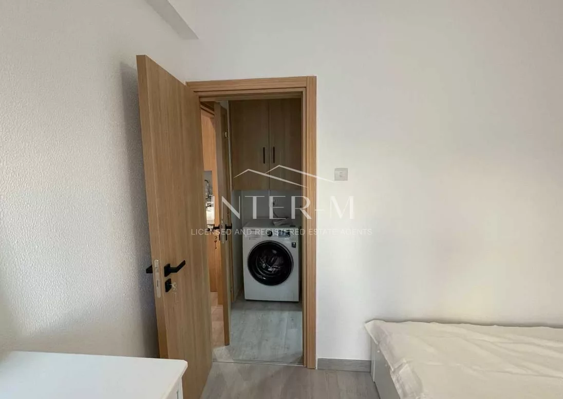 Beautiful Apartment To Sale,In Neapolis, Limassol (1 Bedroom) photo 4