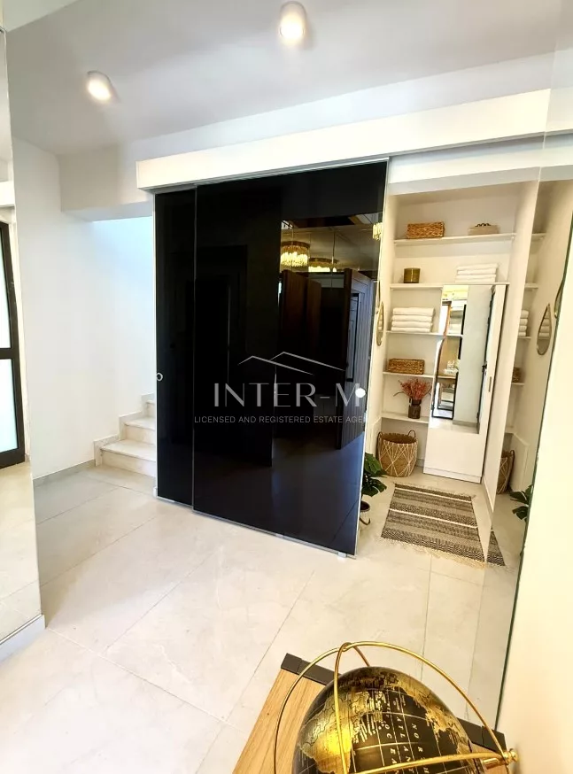 Exquisite 3-Bedroom Villa For Sale In Potamos Germasogeias, Limassol, Cyprus photo 11