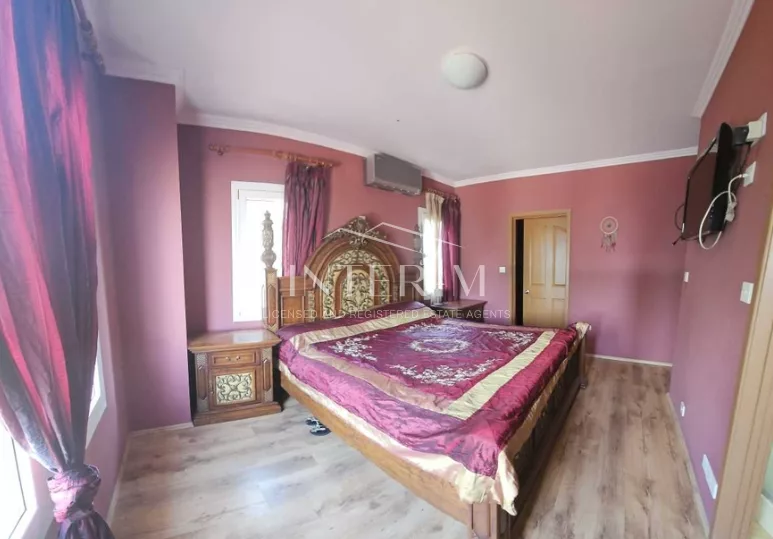 Villa For Sale  In Ypsonas , Limassol photo 2