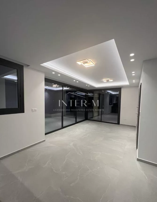 Beautiful Penthouse  For Sale In  Germasogeia , Limassol  (3 Bedroom) photo 4