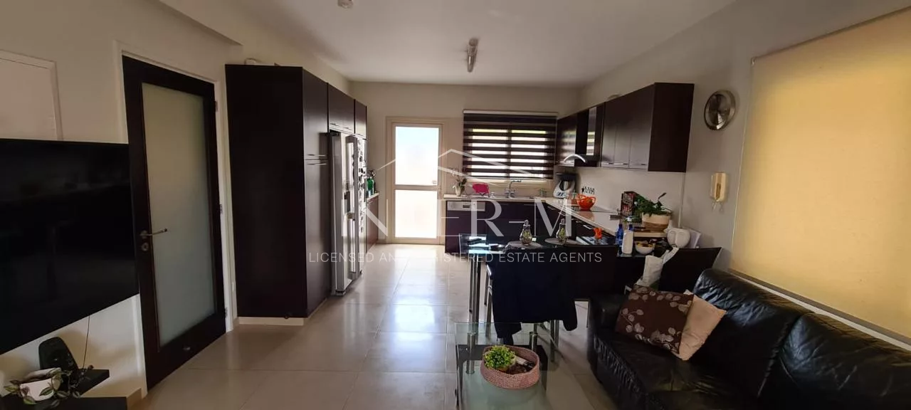 Elegant 3-bedroom Detached House Fоr Sаle In Agios Loukas, Kolossi, Cyprus φωτογραφία 11