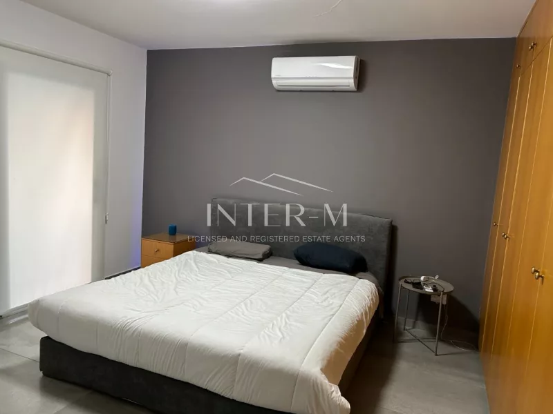 Beautiful Whole Floor 3-Bedroom Apartment In Egkomi, Nicosia, Cyprus photo 5
