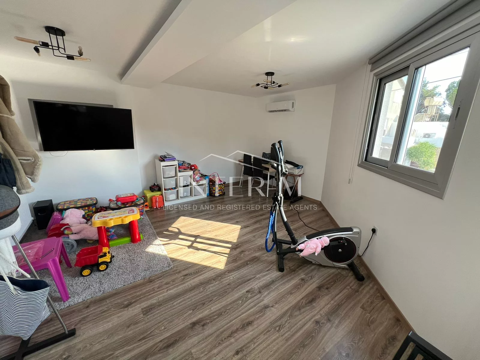 Elegant 3-Bedroom Semi-Detached House With Office And Studio For Sale In Ekali, Limassol (4 Bedroom) φωτογραφία 26