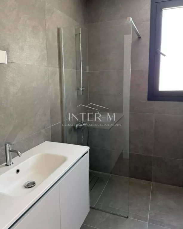 Brand New 4-Bedroom Luxury Penthouse For Sale – Germasogeia, Limassol ,Cyprus | Sea View | Roof Garden | Gated Complex φωτογραφία 11