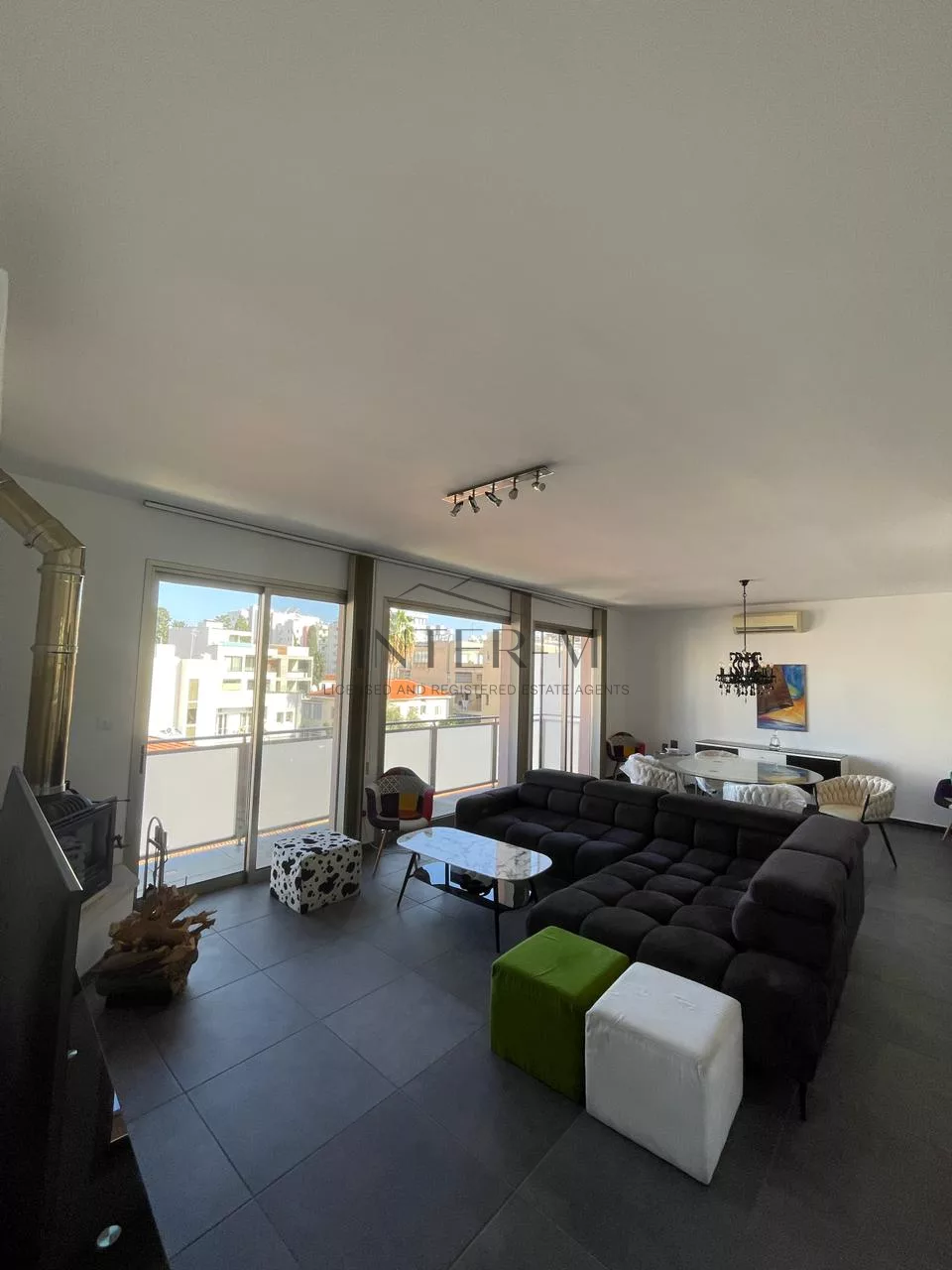 Luxurious 3-Bedroom Beachfront Maisonette For Rent In Agia Triada, Limassol (3 Bedroom) photo 6