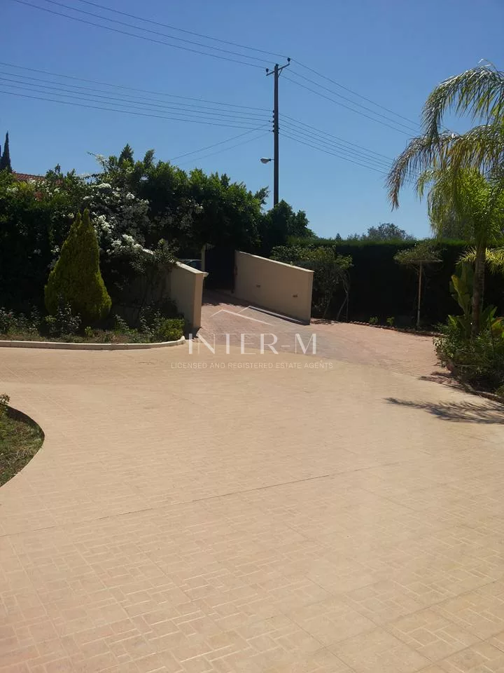 Luxurious Villa In Erimi (5 Bedroom) photo 11