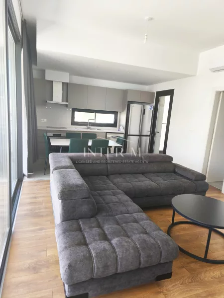 Modern 3-Bedroom Apartment For Rent In Agios Nikolaos, Limassol, Cyprus photo 3