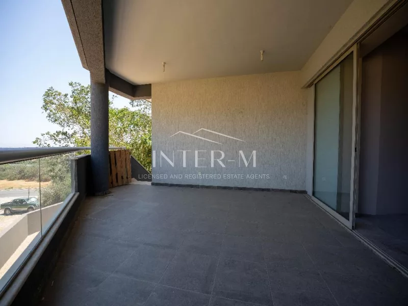 Spacious Flat For Sale In Germasogeia, Limassol (4 Bedroom) φωτογραφία 4