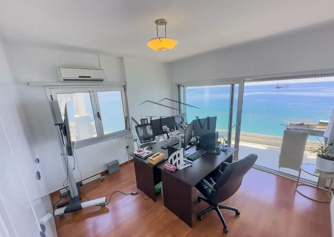 TRULY BEACHFRONT PENTHOUSE OFFICE FOR RENT – AGIA TRIADA, LIMASSOL,CYPRUS φωτογραφία 13