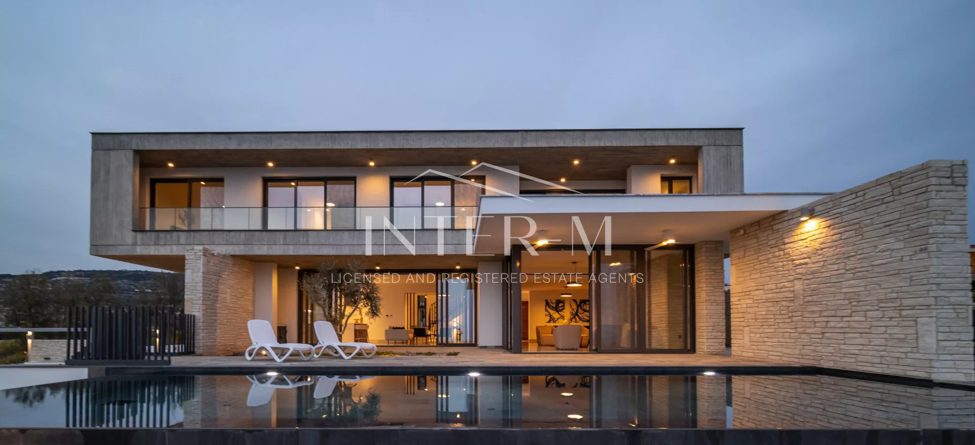 Exquisite 5-Bedroom Luxury Villa For Sale – Sea Caves, Paphos (5 Bedroom)