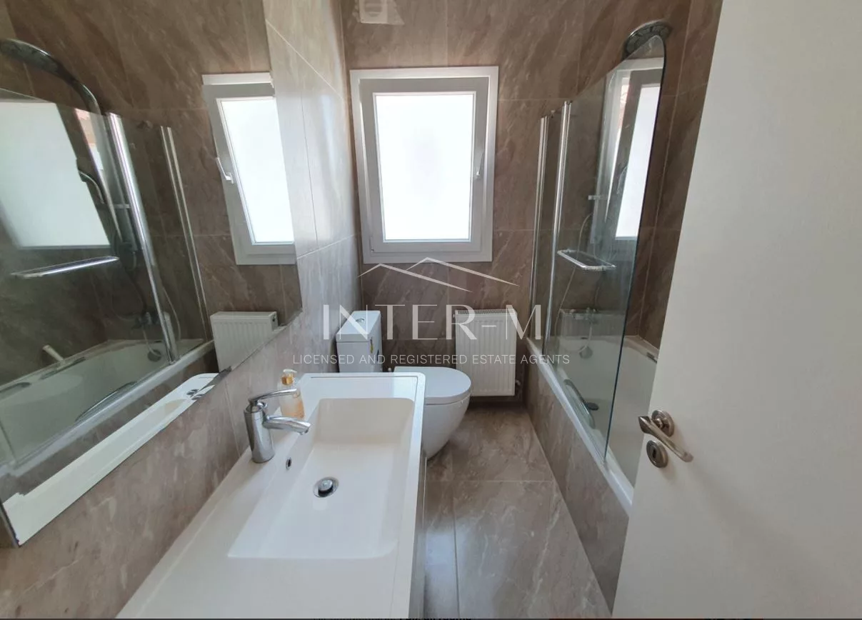 Ready To Move In Villa With Pool And Rooftop Garden In Gemasogeia (4 Bedroom)