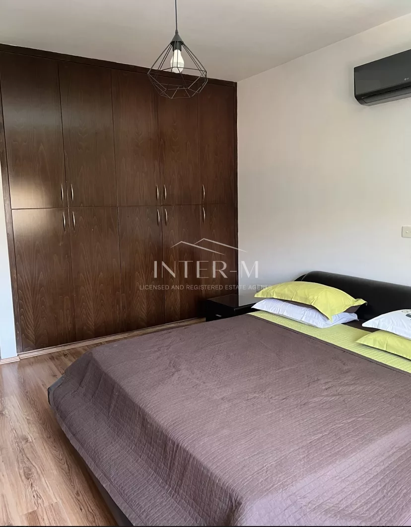 Villa For Rent In Mesa Geitonia, Limassol  (5 Bedroom) φωτογραφία 8