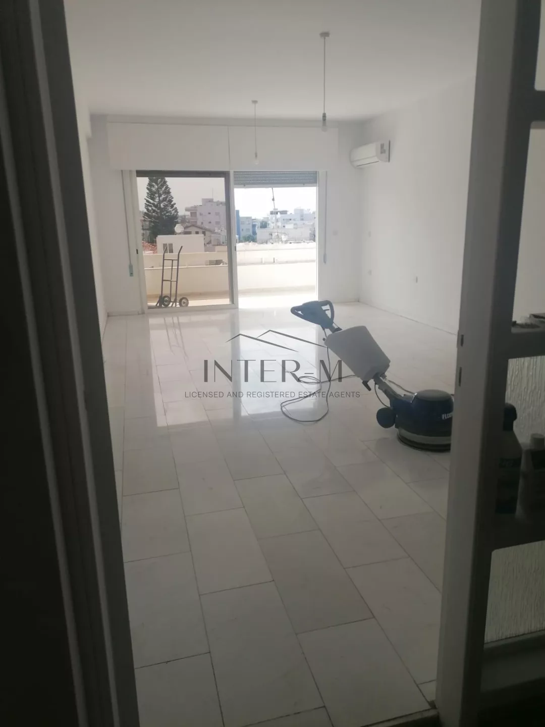 Apartment For Rent As Office In  Ayios Ioannis Limassol (3 Bedroom) photo 8