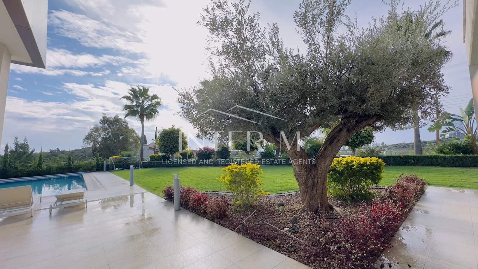 Luxury Villa For Sale In Ayios Tychonas Limassol Cyprus (6 Bedroom) photo 8