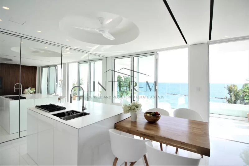 Beachfront Apartment In Agios Tychonas, Limassol, Cyprus (2 Bedroom) φωτογραφία 4