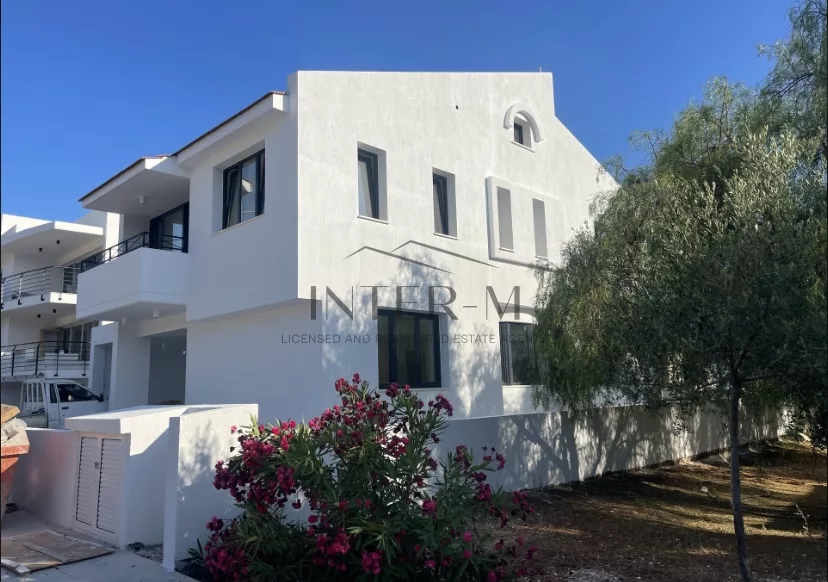 Villa For Sale In Geroskipou,Limassol (4 Bedroom)