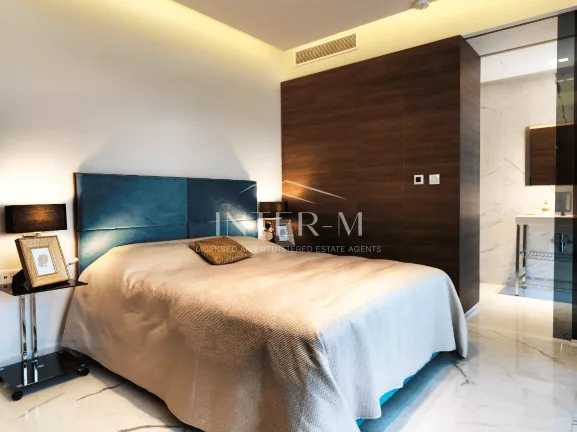 Modern And Luxury Floor Apartment  With Panoramic Sea View (4 Bedroom)