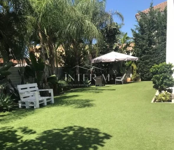 Detached House For Rent In Agios Spiridonas (5 Bedroom) photo 8