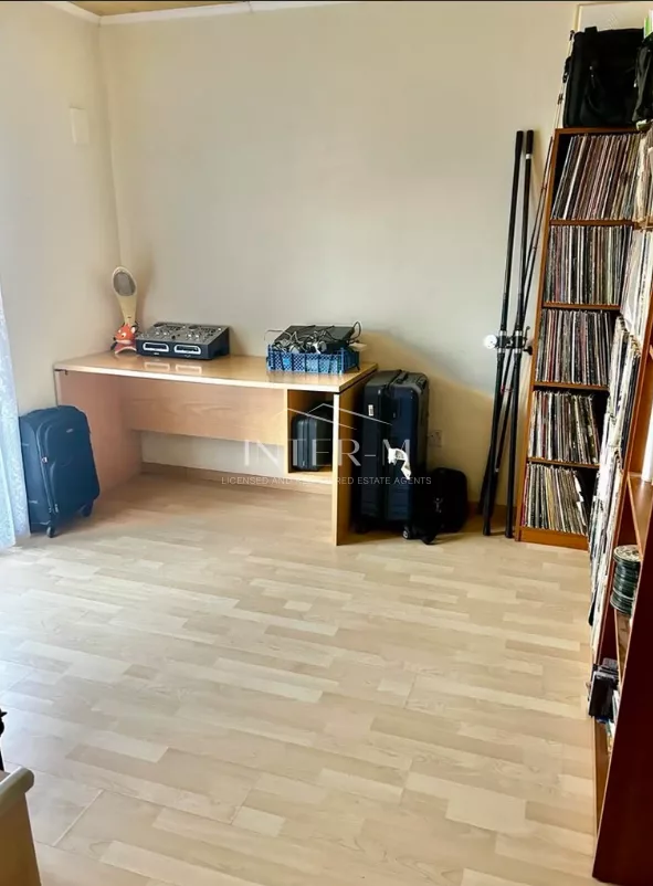 Renovated 3-Bedroom Top Floor Apartment For Sale | Kamares, Larnaca,Cyprus (3 Bedroom) photo 9