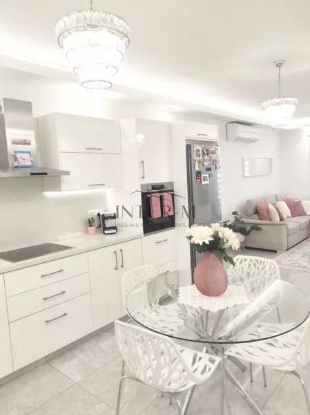 Apartment For Sale In Deryneia  (2 Bedroom) φωτογραφία 3