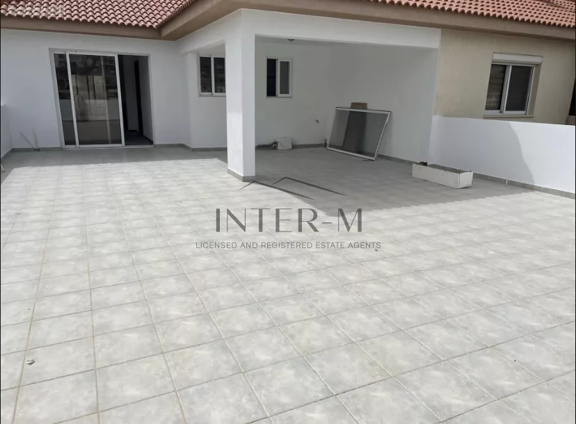 Spacious Penthouse For Sale In Agios Athanasios,Limassol (3 Bedroom) photo 5