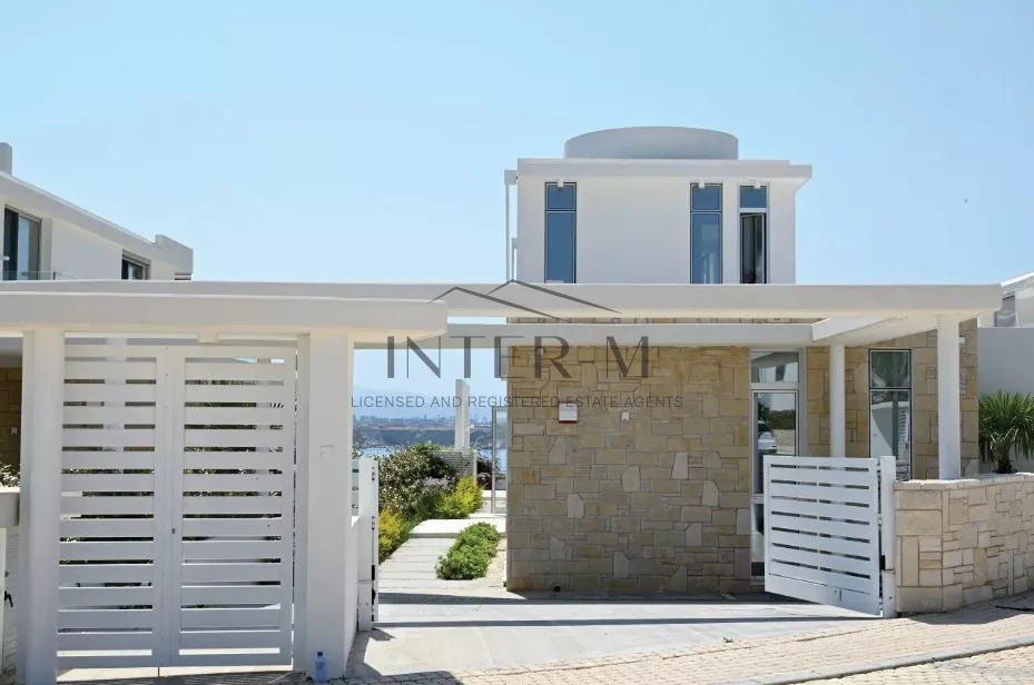 Contemporary Seafront Villa For Sale In Coral Bay, Paphos, Cyprus( 4 Bedrooms) photo 15