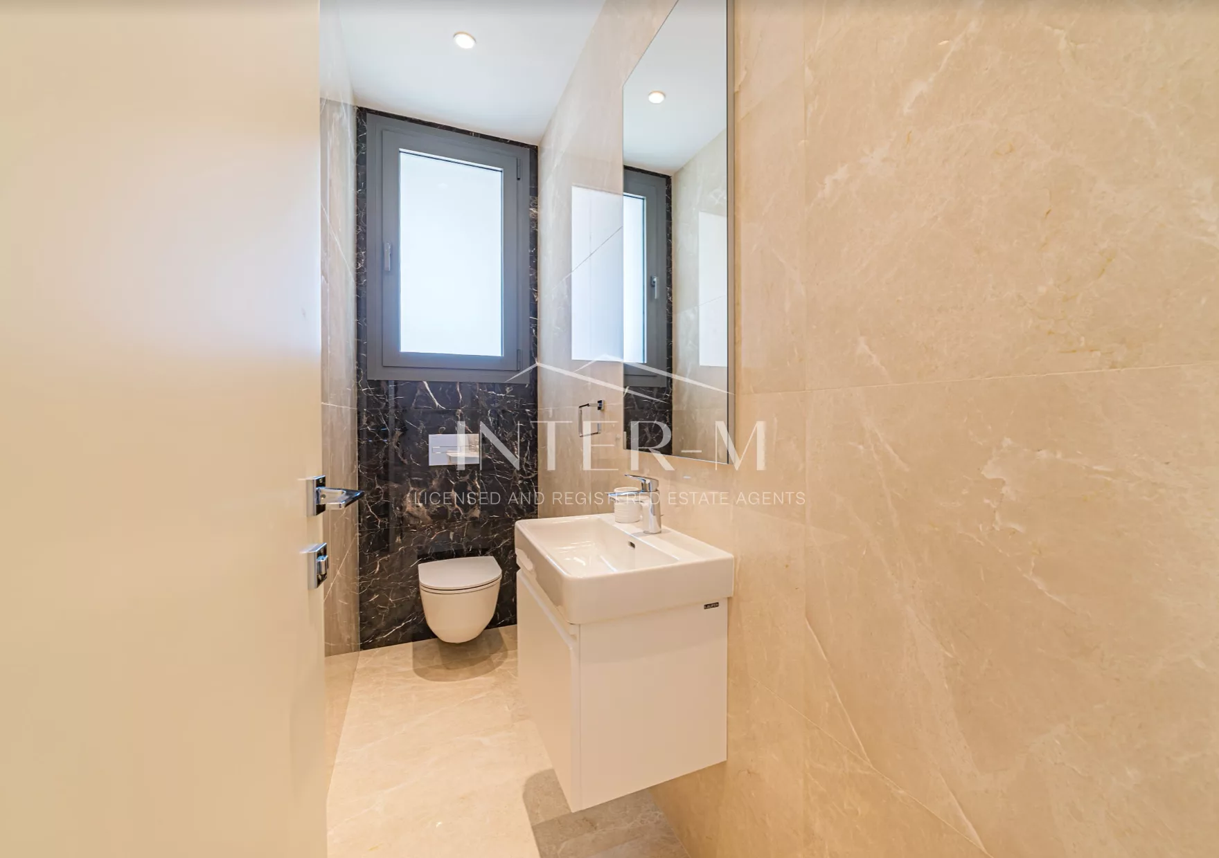 Penthouse For Sale In Germasogeia (3 Bedroom) photo 5