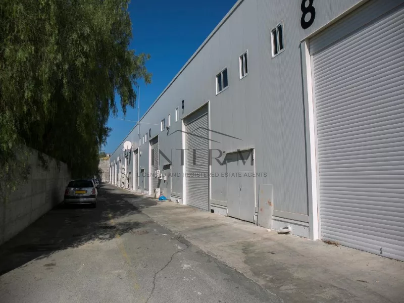 Modern Warehouse For Sale In Ypsonas  (10140 sq.m) φωτογραφία 4