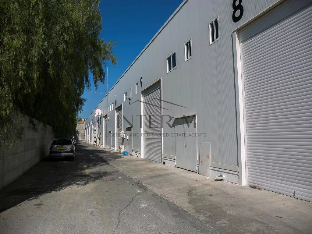 Modern Warehouse For Sale In Ypsonas  (10140 sq.m) φωτογραφία 4