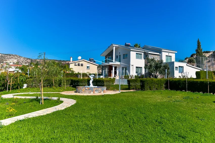 Villa In Agios Tychonas (5 Bedroom) photo 16
