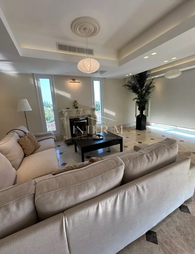 Spacious 4-Bedroom Upper-Floor House For Rent In Polemidia Kato, Limassol