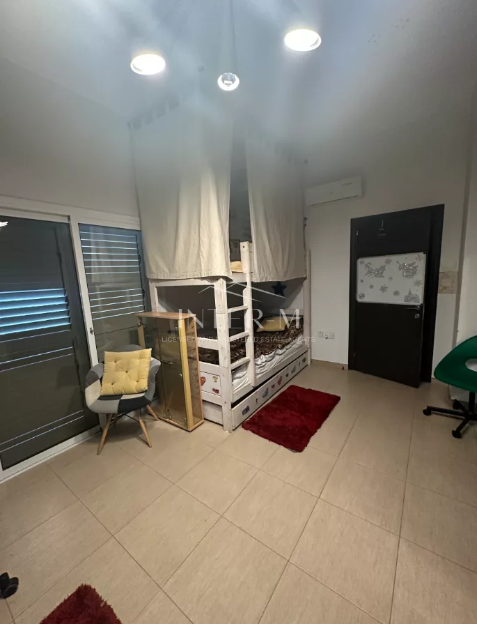 Modern Maisonette For Rent In Mouttagiaka , Limassol  (2 Bedroom) photo 6