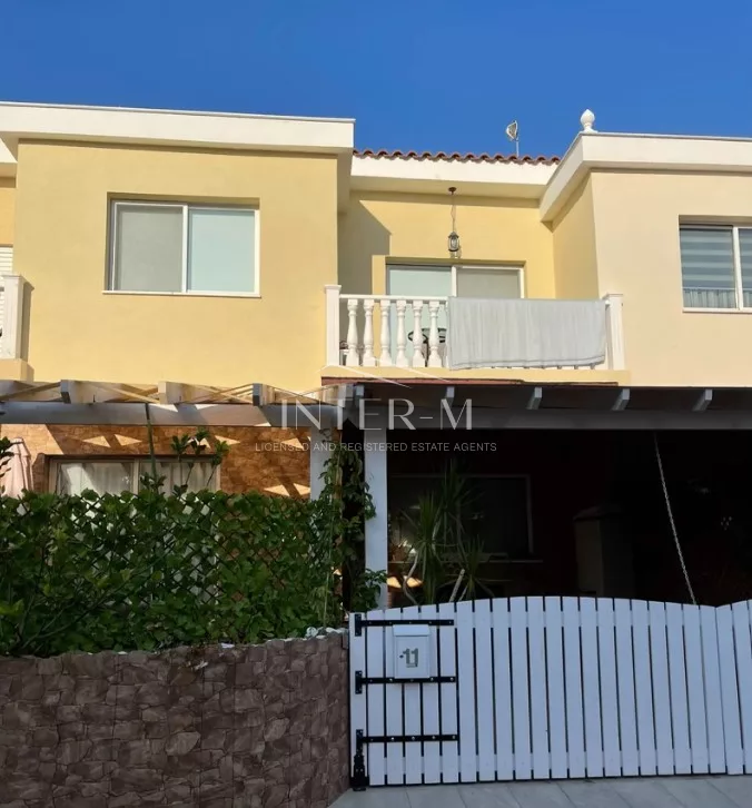 A Charming Maisonette For Sale In Universal Pafos(3 Bedrooms) φωτογραφία 1