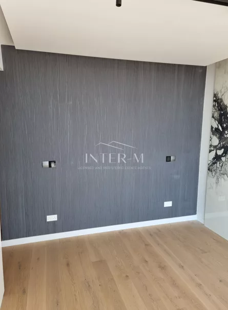 Elegant Apartment In Finikoudes, Larnaca, Cyprus (3 Bedroom) photo 2
