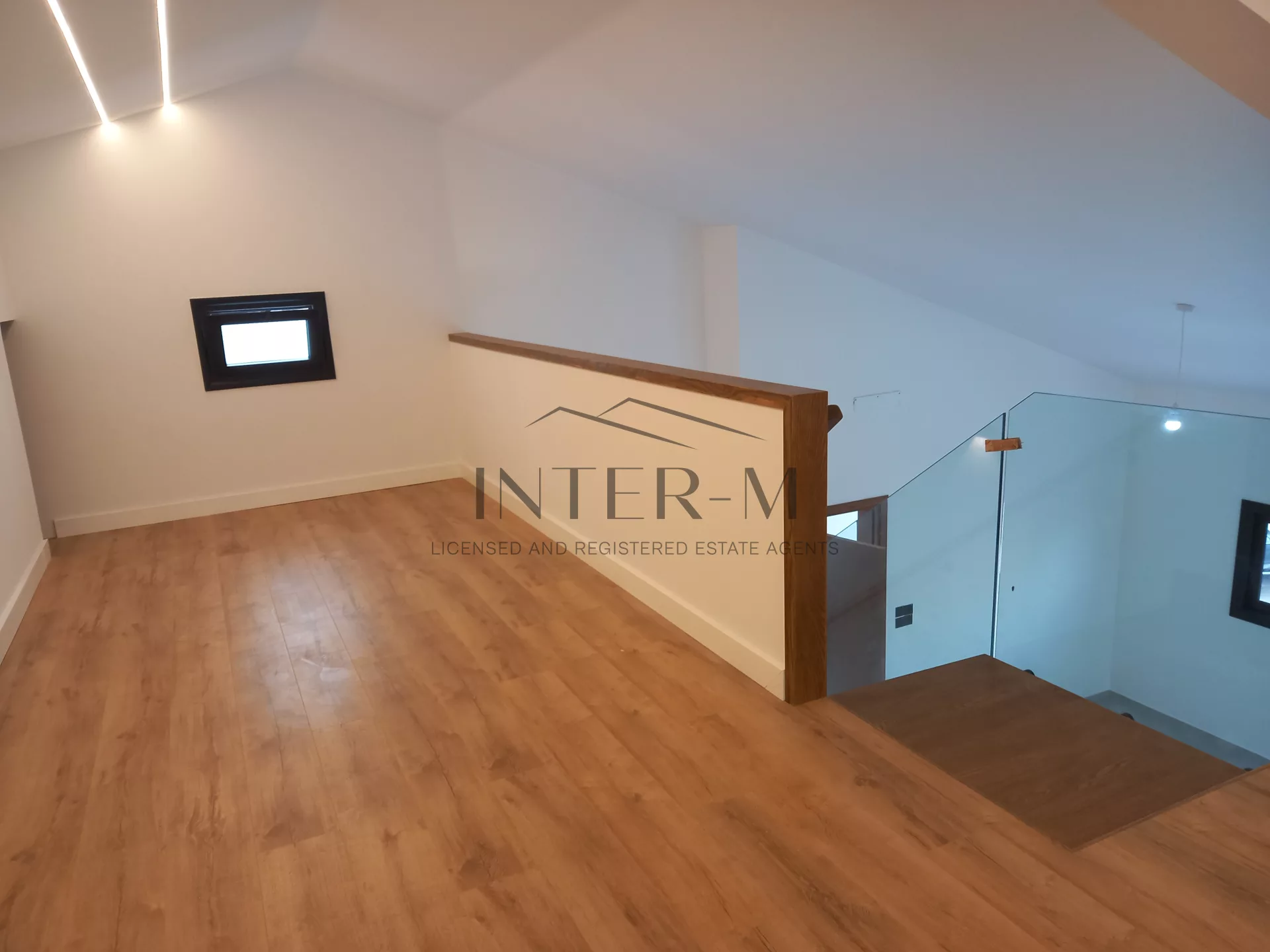 3 Level Semi-detached Building -3 Houses- For Sale In Kato Polemidia (7 Bedrooms) photo 25