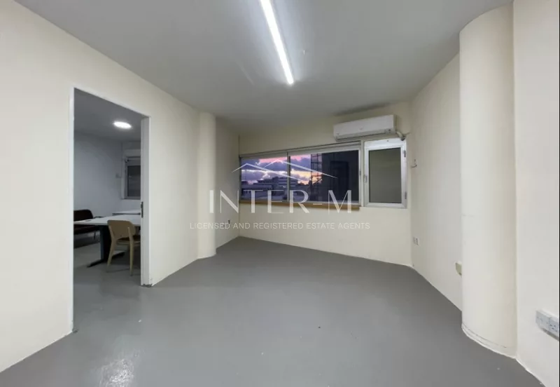 Office For Rent In Historical Center, Limassol (2 Bedroom) φωτογραφία 3